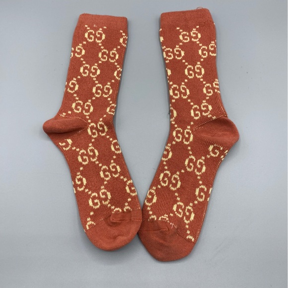 Gucci Red and Gold GG Pattern Socks - Picture 2 of 2